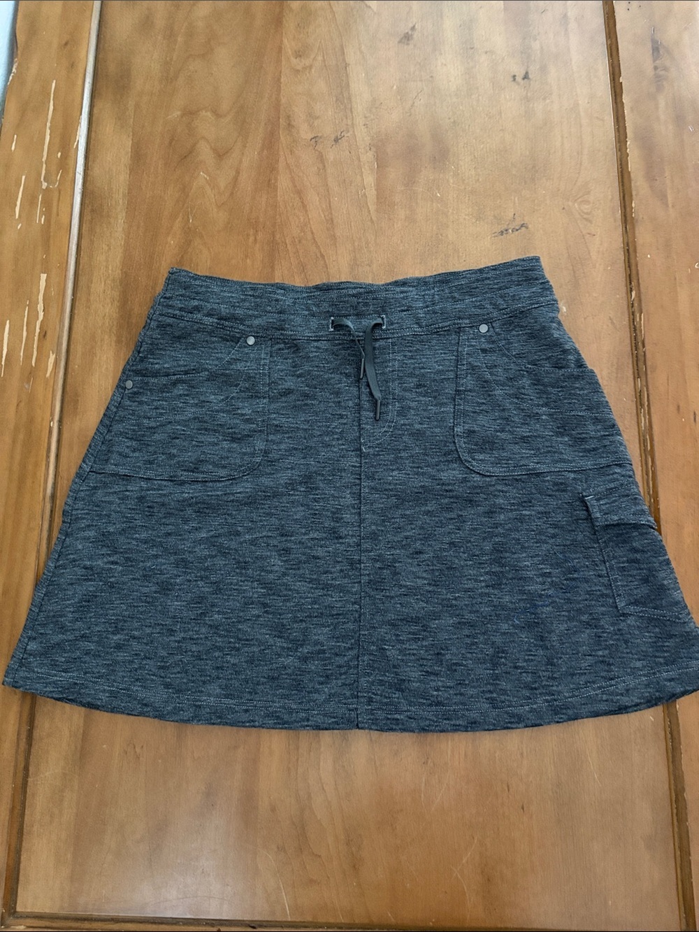 Kuhl Women’s Dark Heather Gray Knit Drawstring Skirt Size Medium